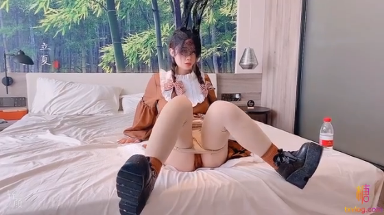 Xoạc em gái xinh thật sướng
